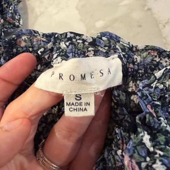 Promesa Cottagecore PuffSleeve Smocked Mini Floral Dress Womens Small Blue/White - Picture 4 of 7